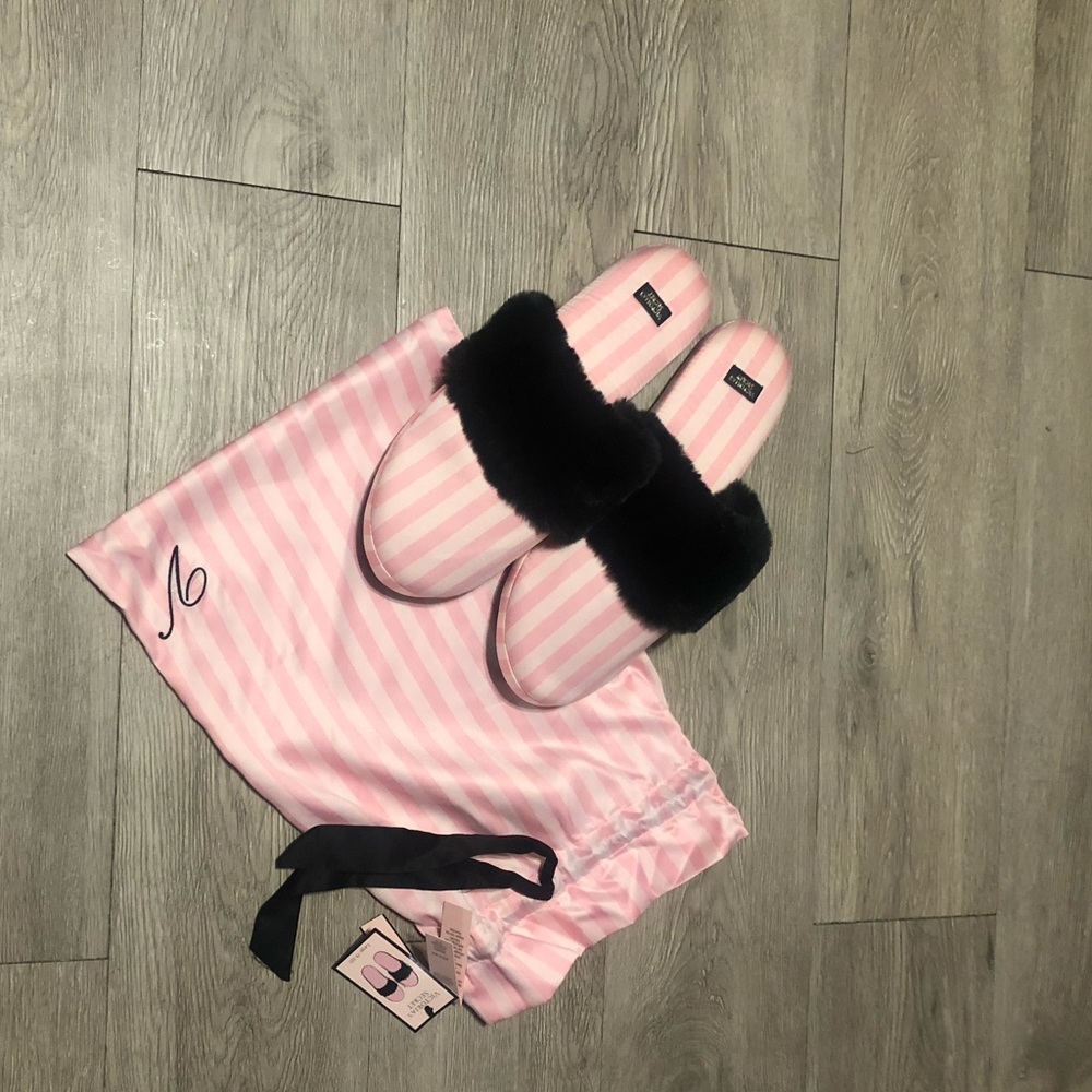 Brand new Victoria secret slippers size L